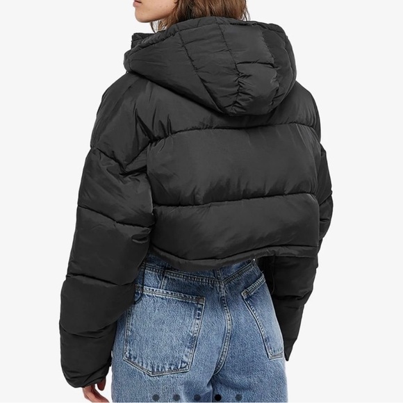 Good American GOOD AMERICAN CROPPED PUFFER JACKET Size 2 - Picture 2 of 7